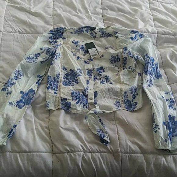 Wild Fable Blue White Crop Button Top - Picture 1 of 3